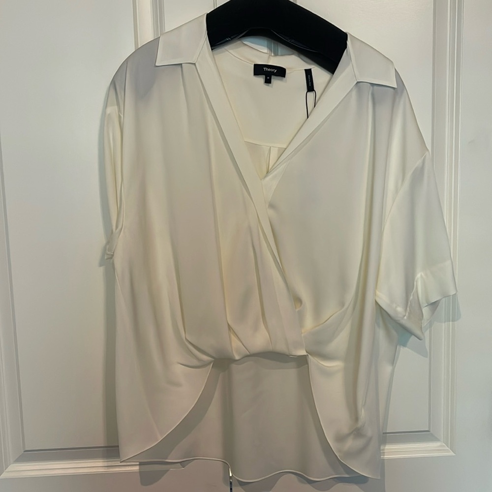 NWT Theory white silk blouse Size M